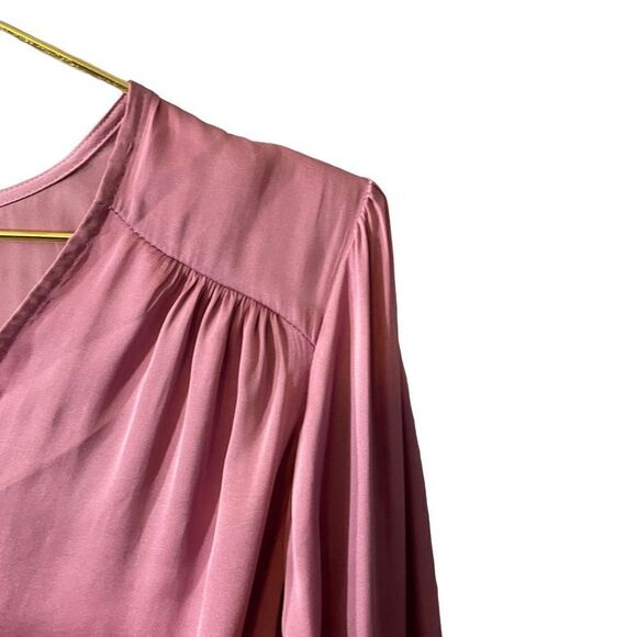 Torrid Peplum Pink Satin Smocked Waist Top Size 1X NWT - Picture 3 of 9